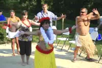 Hula dancers
