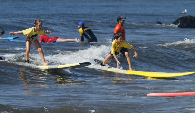 Skudin Surf Camp